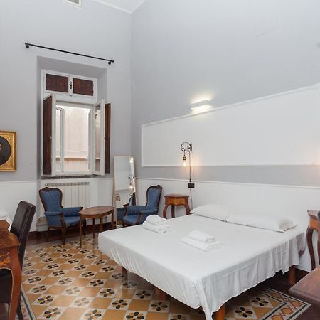 Palazzo Del Duca Piazza Navona Guest House Róma Kültér fotó